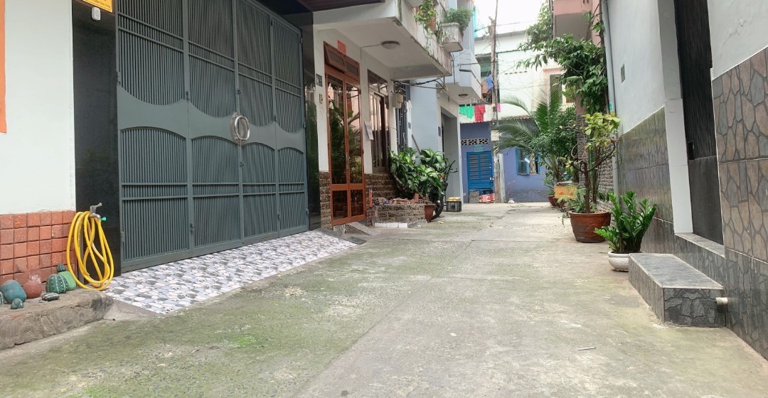 CHÍNH CHỦ BÁN NHÀ HXH - NGAY CHỢ BÀ CHIỂU - 41M2(4X10) - 2 TẦNG - CHỈ NHỈNH 5TỶ