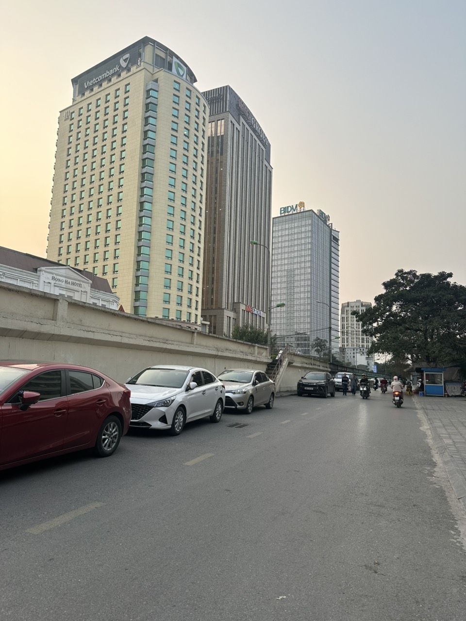 Siêu Hot – Tập Thể Hồng Hà – 35m – Mt 4m – 1.6 Tỷ