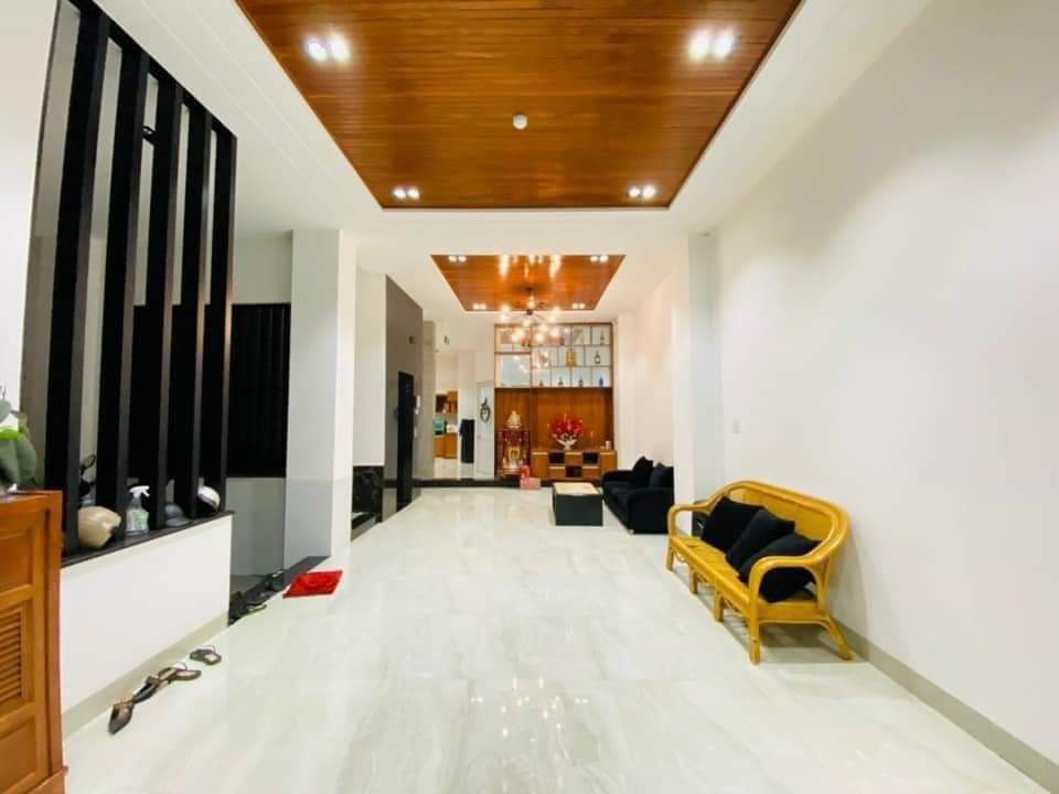 743 Nhà MT Chỉ : 8 triệu / tháng Cho thuê nhà đẹp mặt tiền kinh doanh . KDC Hưng Phú 1 . P Hưng Phú - Q . Cái