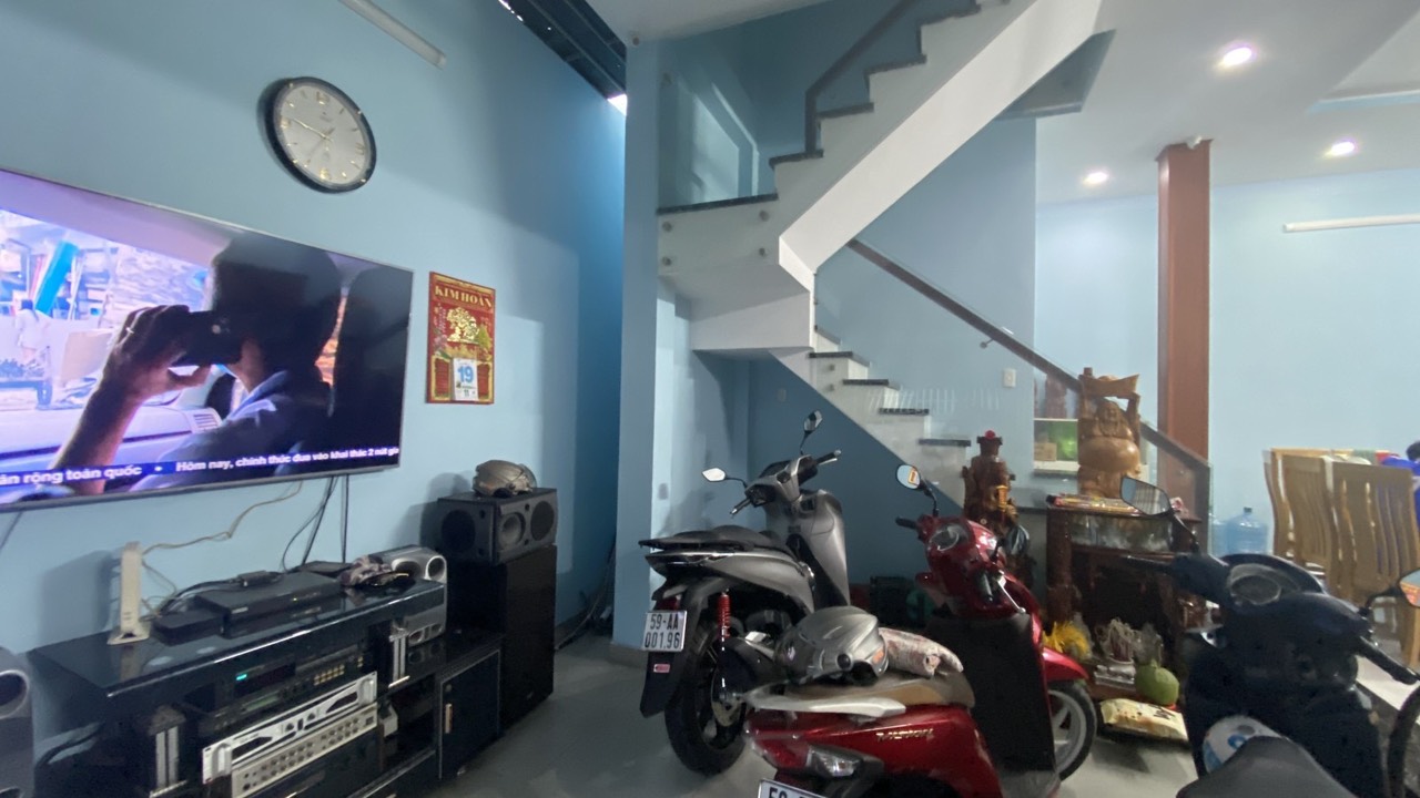 Bán nhà mới hẻm oto Đỗ Nhuận quận Tân Phú 7,5 x 10-2 tầng hơn 5 tỷ TL