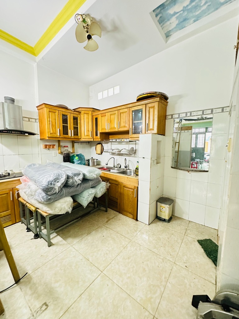 .BÁN NHÀ ĐẸP TÂN BÌNH 57M,NỞ HẬU, 3 TẦNG,HẺM 3 M,NHÍCH 6 TỶ