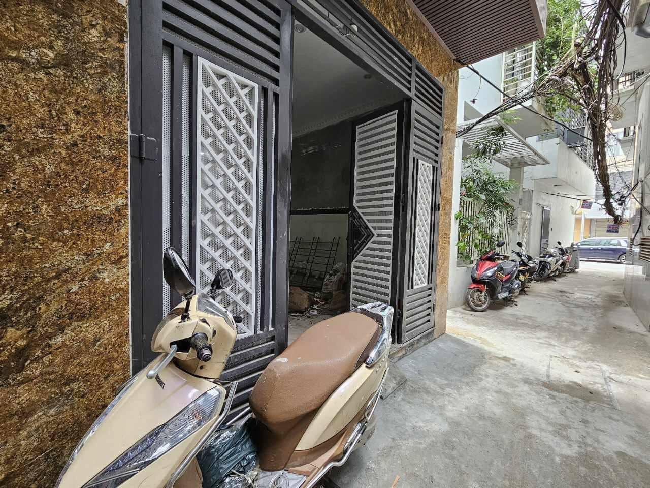 CCMN 7 TẦNG THANG MÁY LÔ GÓC TAM KHƯƠNG,ĐĐ, 38M(T2:42M), MT 4M, Ô TÔ LÙI CỬA, CHÀO 10,7 T