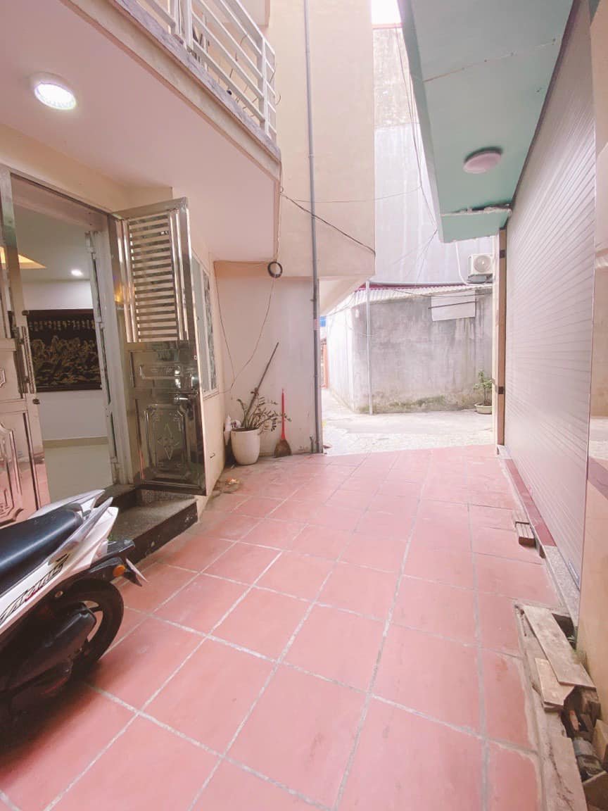 Bán nhà Ngô Gia Tự gần Cầu Rào, diện tích 50m 4 tầng độc lập GIÁ 1.9 tỉ ngõ cực nông