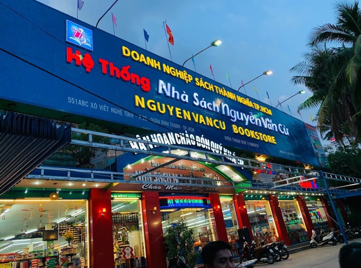 Bán Nhà Sách MT Nguyễn Văn Cừ, Bình Thạnh ( Ngang 8.1m x 31m ) 252m2 Cục Hiếm, Giá Chào 46 Tỷ