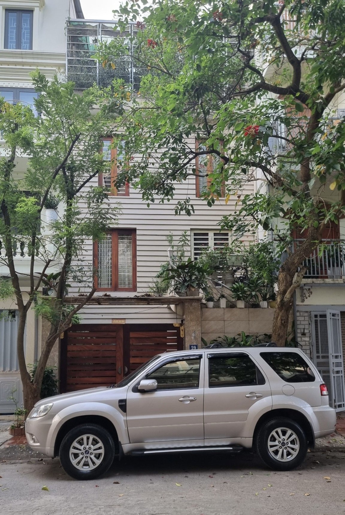 CẦN BÁN NHÀ RIÊNG ĐƯỜNG VŨ ĐỨC THẬN, PHƯỜNG VIỆT HƯNG, QUẬN LONG BIÊN, HÀ NỘI