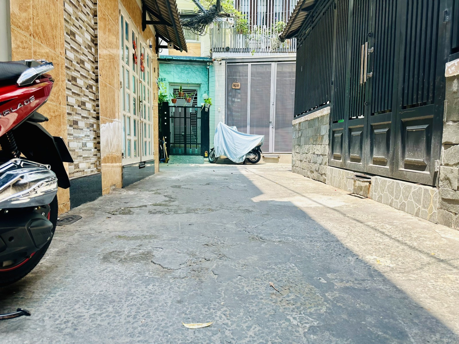 BÁN GẤP NHÀ TRẦN QUANG DIỆU Q3 - 50M RA MT - 47M2 - 5.X TỶ