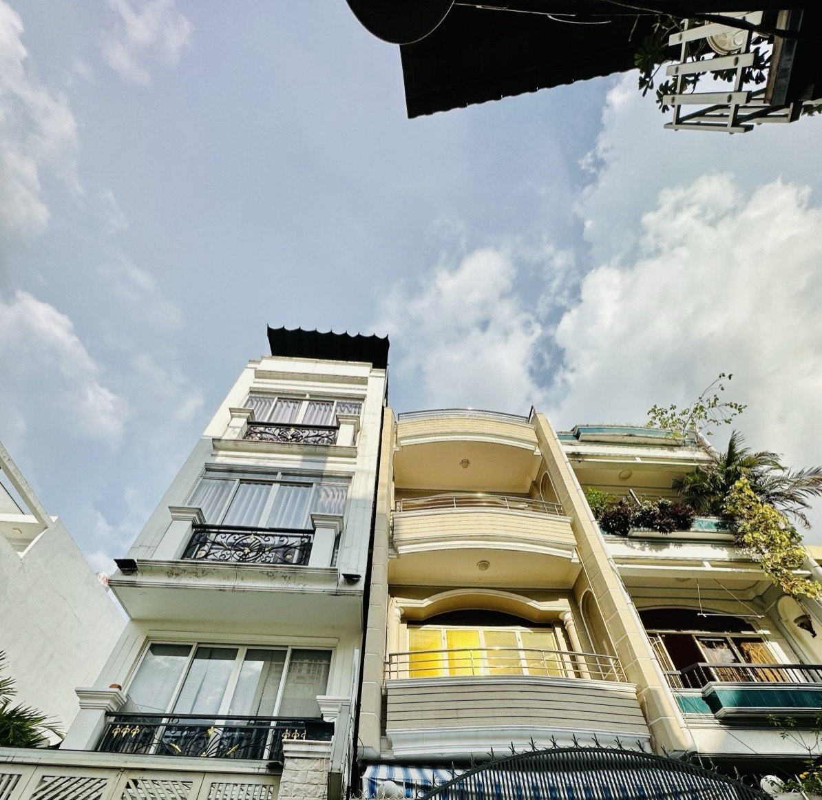 Bán Nhà Hẻm Oto Lê Văn Sỹ Quận 3, 82m2, 3 Tầng ST BTCT, 4 P.Ngủ, Chỉ 12 Tỷ TL