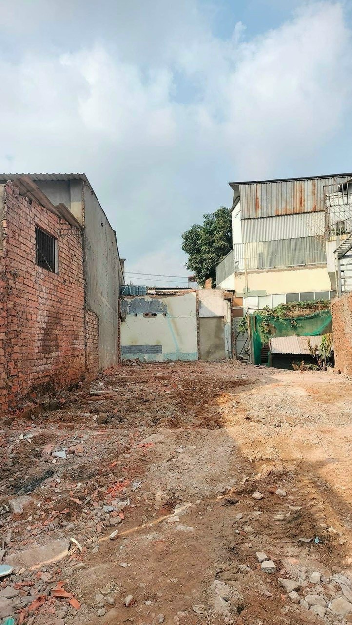 Bán đất gần chợ nhỏ Tân Hiệp, đường oto, sổ riêng thổ cư 100m2 chỉ 1,85 tỷ