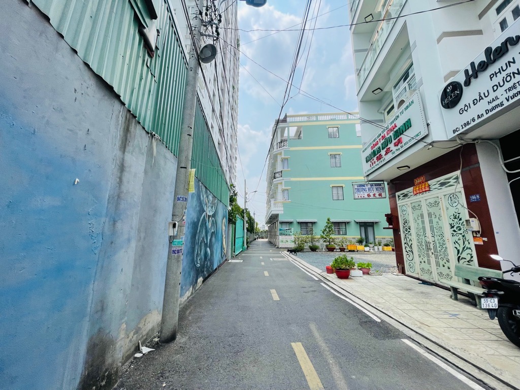 Bán Nhà An Dương Vương, Phường 16, Quận 8.DT 72m2 x 4 tầng (4 x 18). Giá 7.35 tỷ TL.