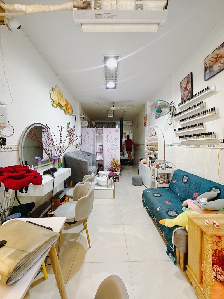 Bán Nhà Mặt Tiền Lê Quang Sung, P.6, Quận 6.DT 60m2 x 4 tầng (3 x 15). Nở Hậu 6m. Giá 7.65 tỷ TL.