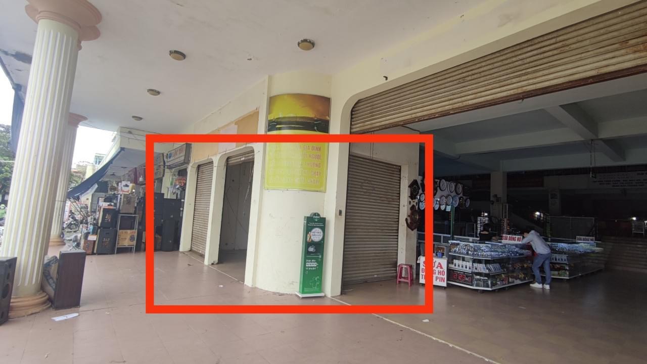 CẦN BÁN KIOT SỐ 16 CHỢ HOÀ KHÁNH LÔ ĐÔI ĐỊA CHỈ: số 16 chợ Hoà Khánh lô Đôi