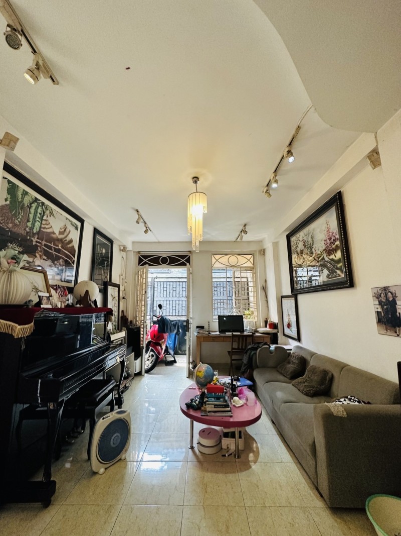 Nhà Bán Nguyễn Thượng Hiền 50m2, 2 Tầng , KHU AN NINH - DÂN TRÍ Giá 5 tỷ 5