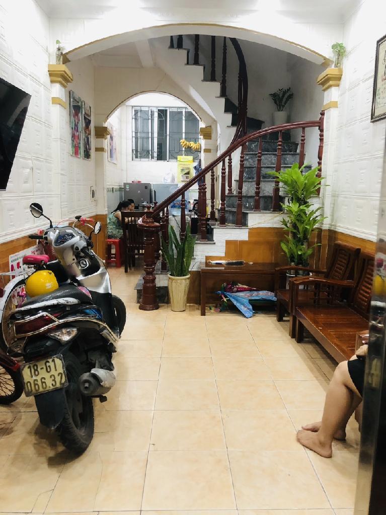 Bán nhà ngõ 61 Bằng Liệt - 2 thoáng - gần ô tô 4PN - Nhà dân xây - Nhỉnh 4 tỷ