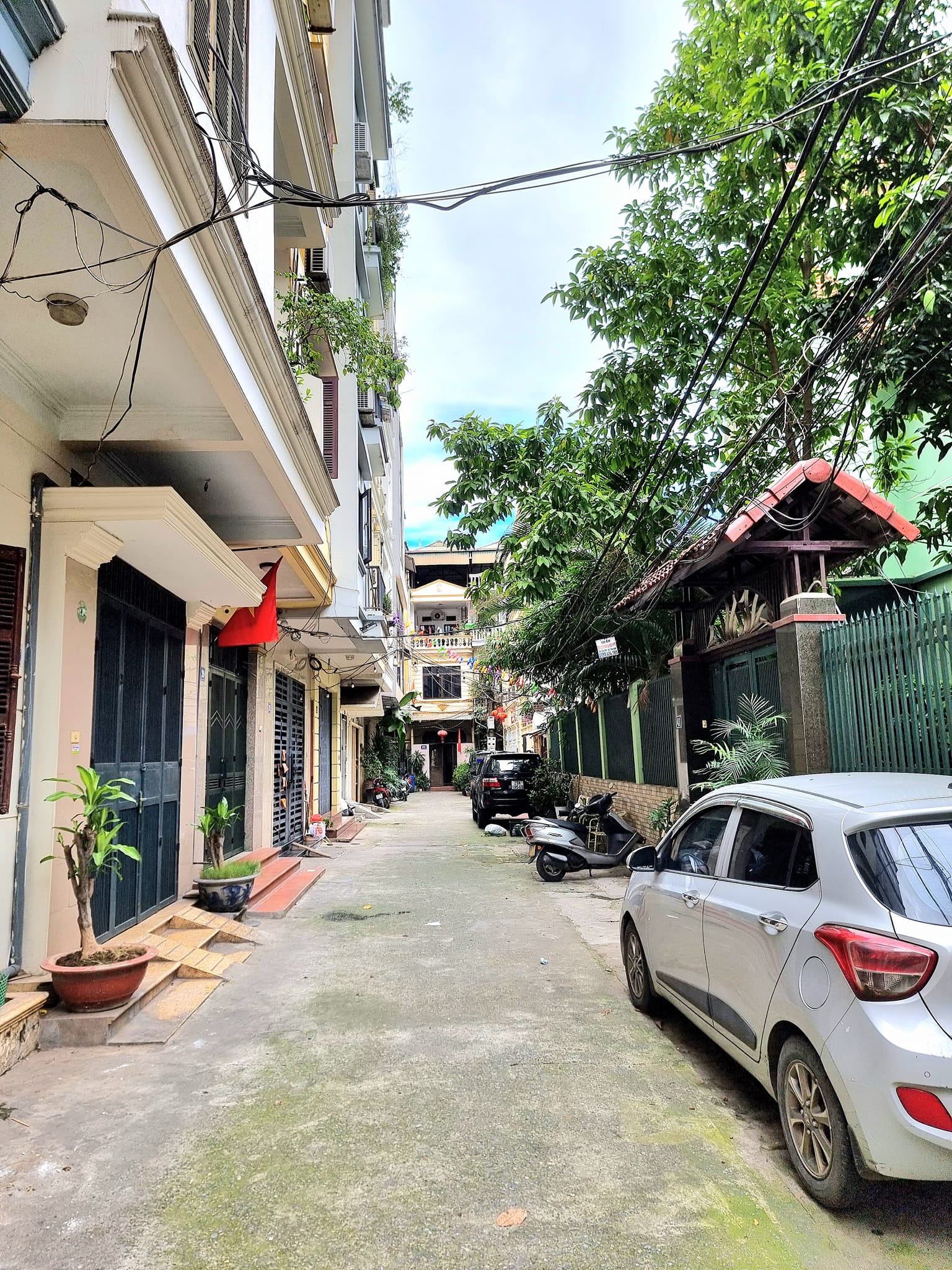 Bán nhà phố Minh Khai, Hai Bà Trưng 30m, 4 tầng. Giá: 6.98 tỷ