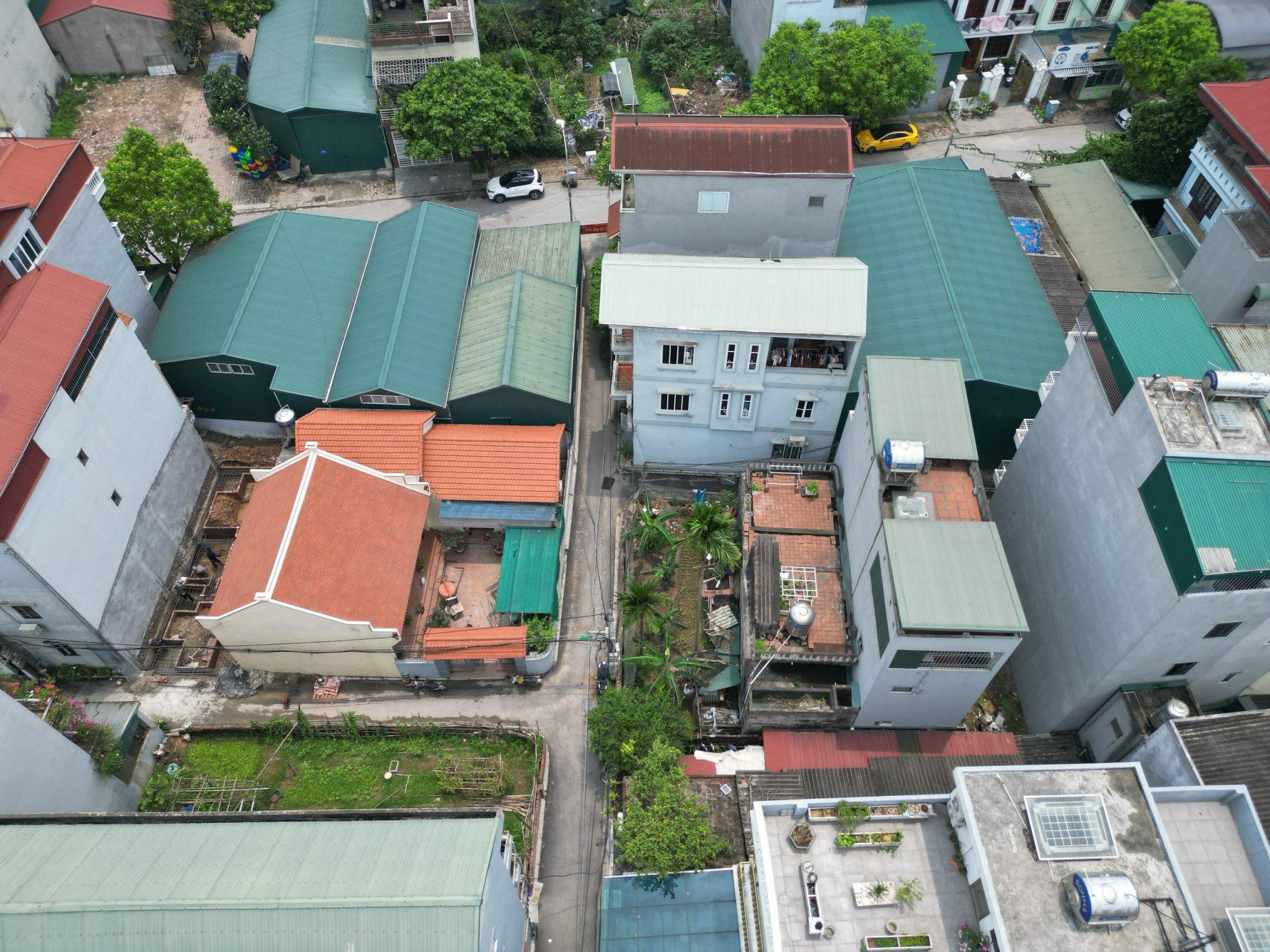 Bán đất trung tâm Trâu Quỳ-Ngõ to Ngô Xuân Quảng oto thông 44m2 mt 3.5m.0982852808