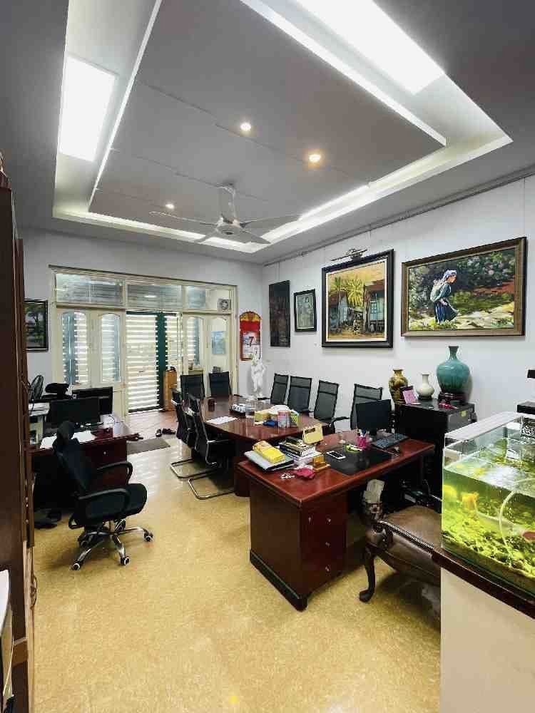 Mua ngay Mặt đường Trần Phú Dt 630m2, mặt tiền 8m, sẵn 13 phòng, 100 tr tháng, giá nhỉnh 20 tỷ.