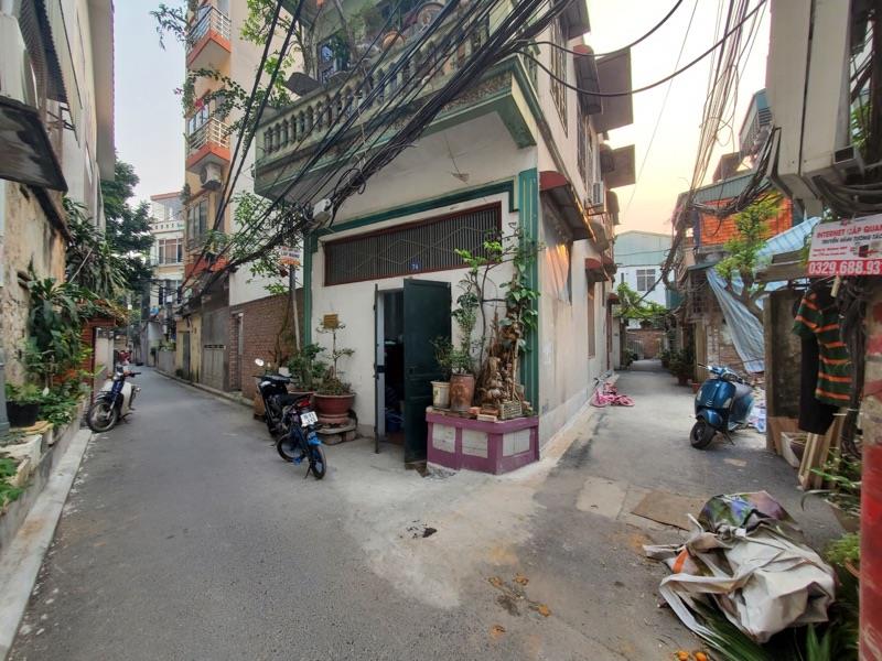 Bán đất ngõ 91 Hoa Lâm 52m oto 5 tạ vào nhà, nở hậu giá chỉ nhỉnh 3 tỷ TL. LH: 0936123469