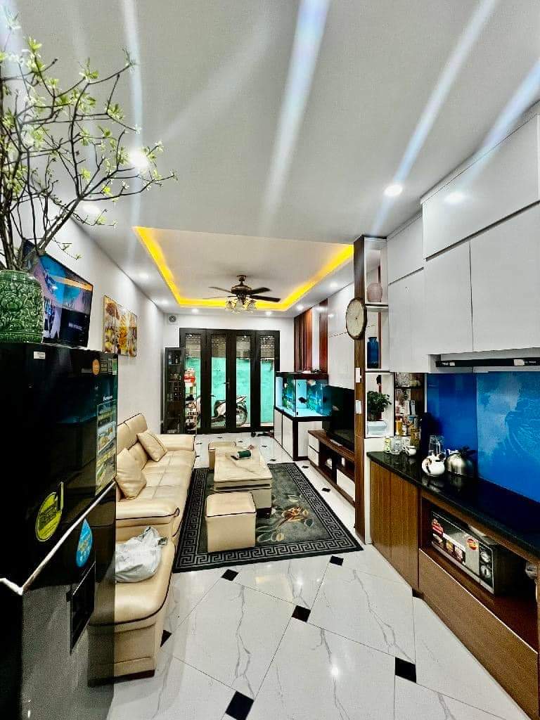 Bán Nhà Phố Vip Nguyễn Sơn Morning đỗ cửa , kinh doanh đỉnh DT 47m2 , Giá nhỉnh 6 tỷ