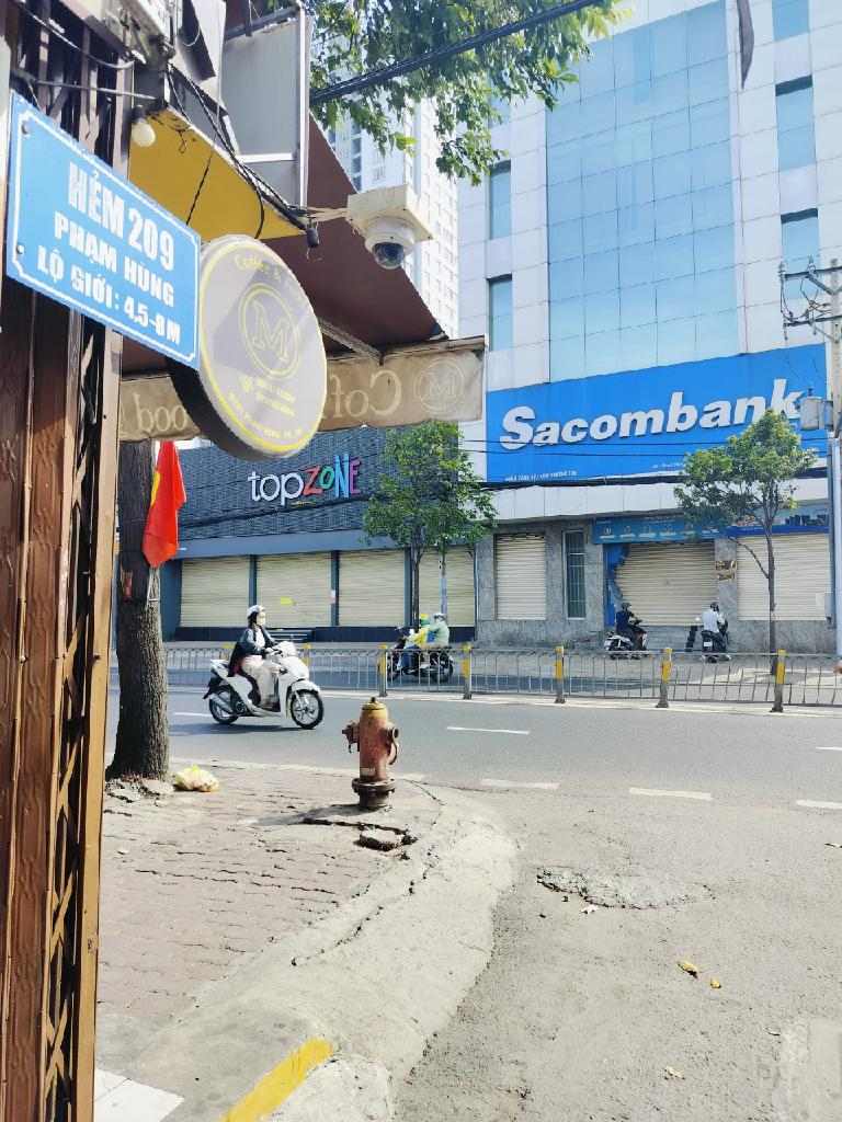 BÁN NHÀ F4 Q8 PHẠM HÙNG DT80M2 NHÀ ĐẸP TIỆN XÂY MỚI.