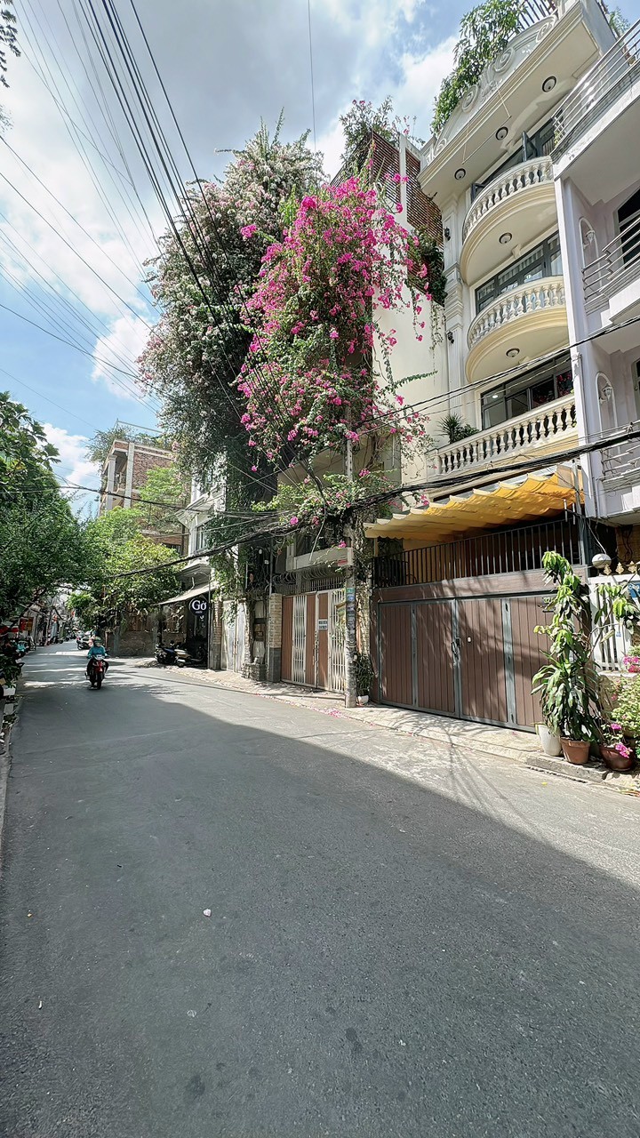 Ngộp Tân Sơn Nhì - Tân Phú - 66m2 - 2 tầng - HXH nhỉnh 5 tỷ