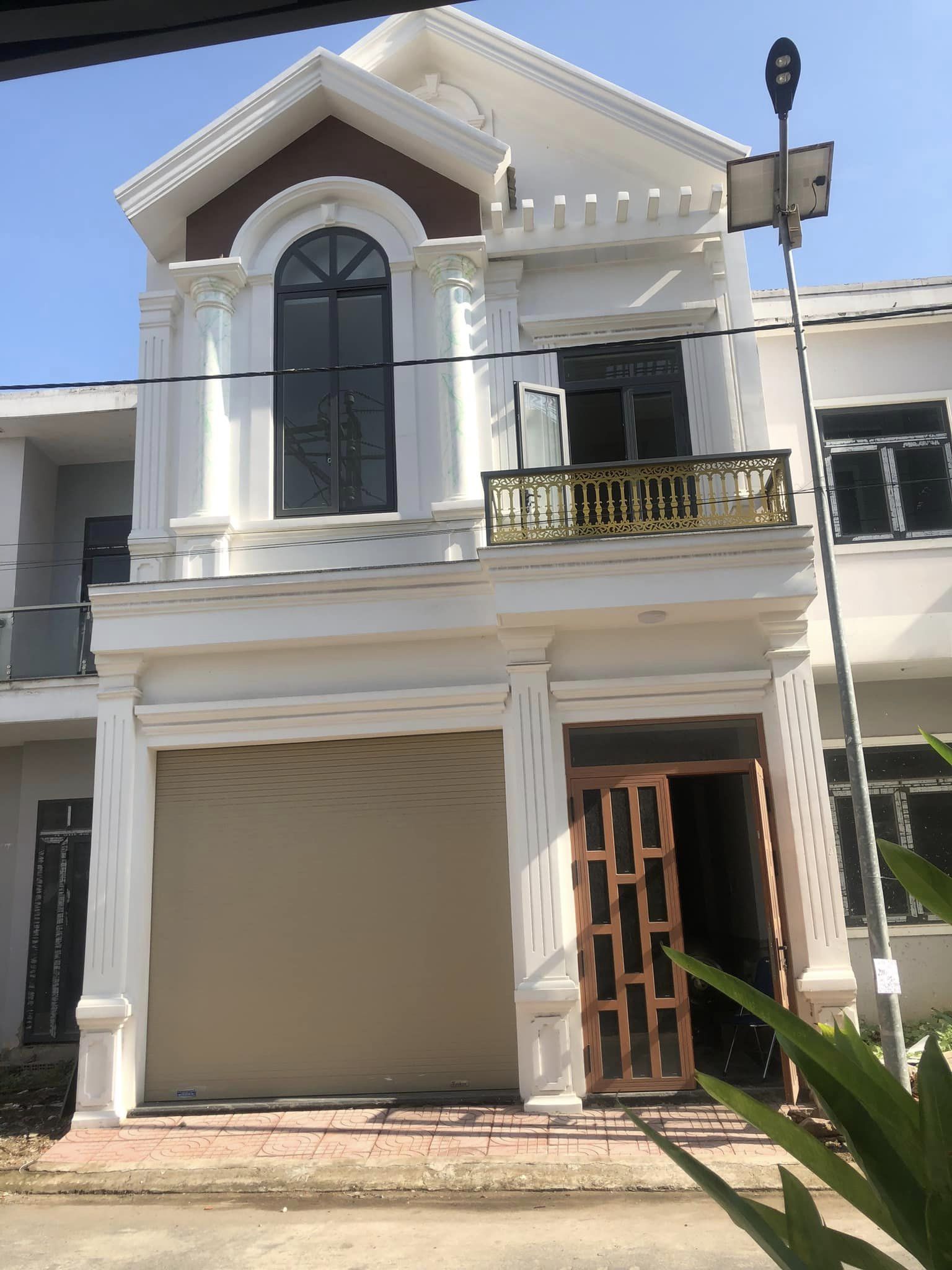 NHÀ ĐẸP-- HƠN CHÚT 5 TỶ- ĐƯỜNG XE TẢI- LÝ TẾ XUYÊN- UBND P. LINH ĐÔNG - THỦ ĐỨC