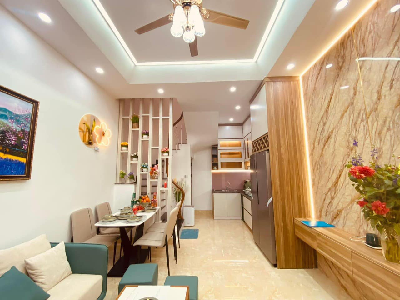 BÁN NHÀ HOÀNG MAI ĐẸP LUNG LINH 30M2 5 TẦNG MT 4M CHỈ NHỈNH 5 TỶ