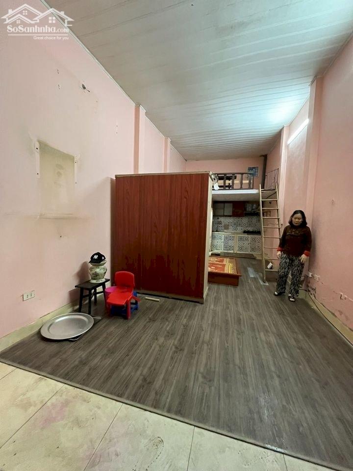 Chính chủ bán nhà cấp 4, ngách 77 ngõ 207 Bùi Xương Trạch, Thanh Xuân.Giá cả hợp lý