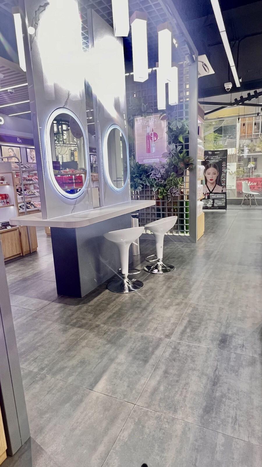 Cần bán nhà 15x18m 5 tầng Mặt tiền đường Lê Văn Sỹ quận 3 chỉ 155 tỷ