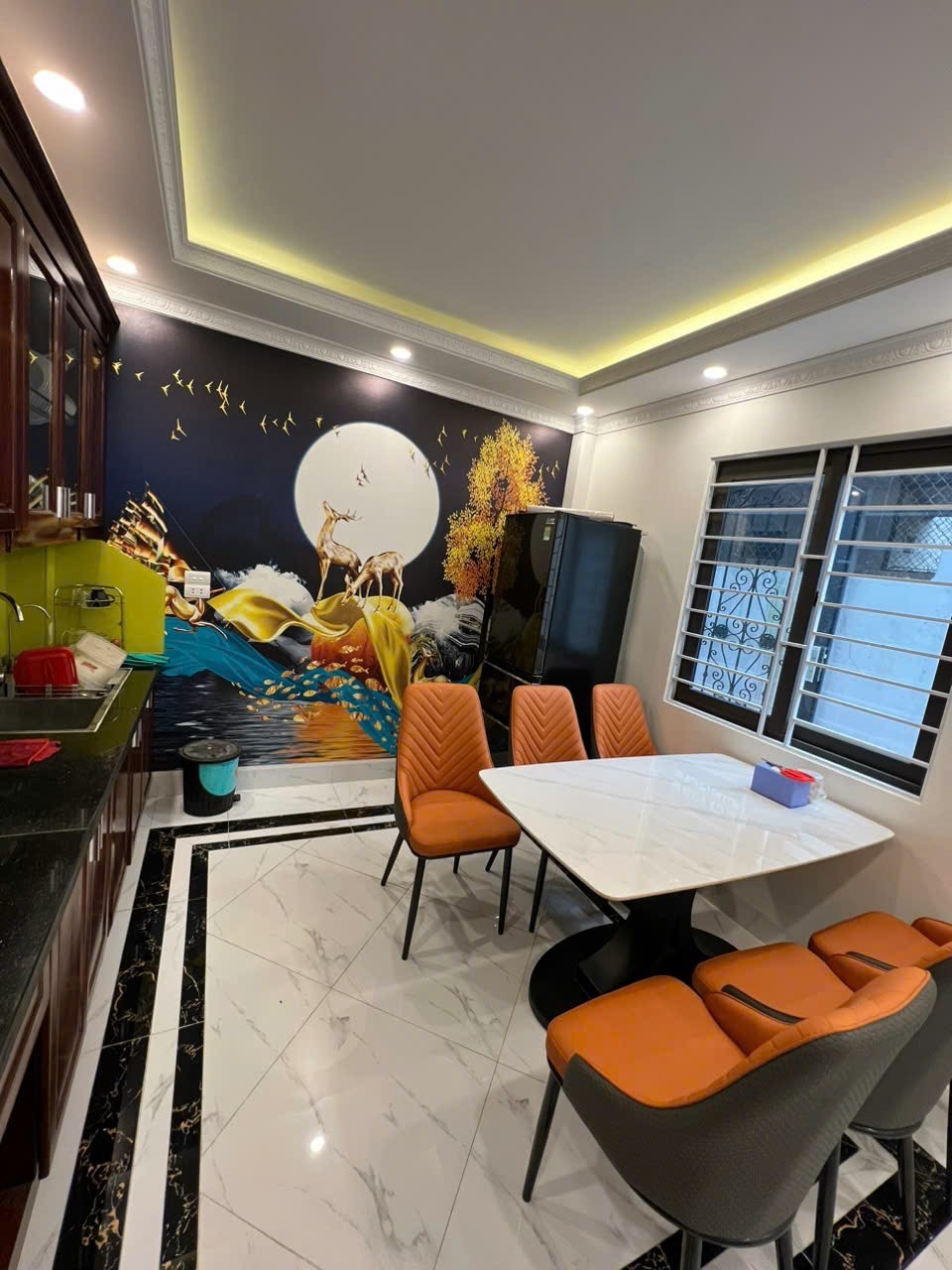 Bán nhà phố THẠCH BÀN 50m, 3 tầng, 4,5 tỷ. Dân xây, chắc chắn.Xách vali về ở.