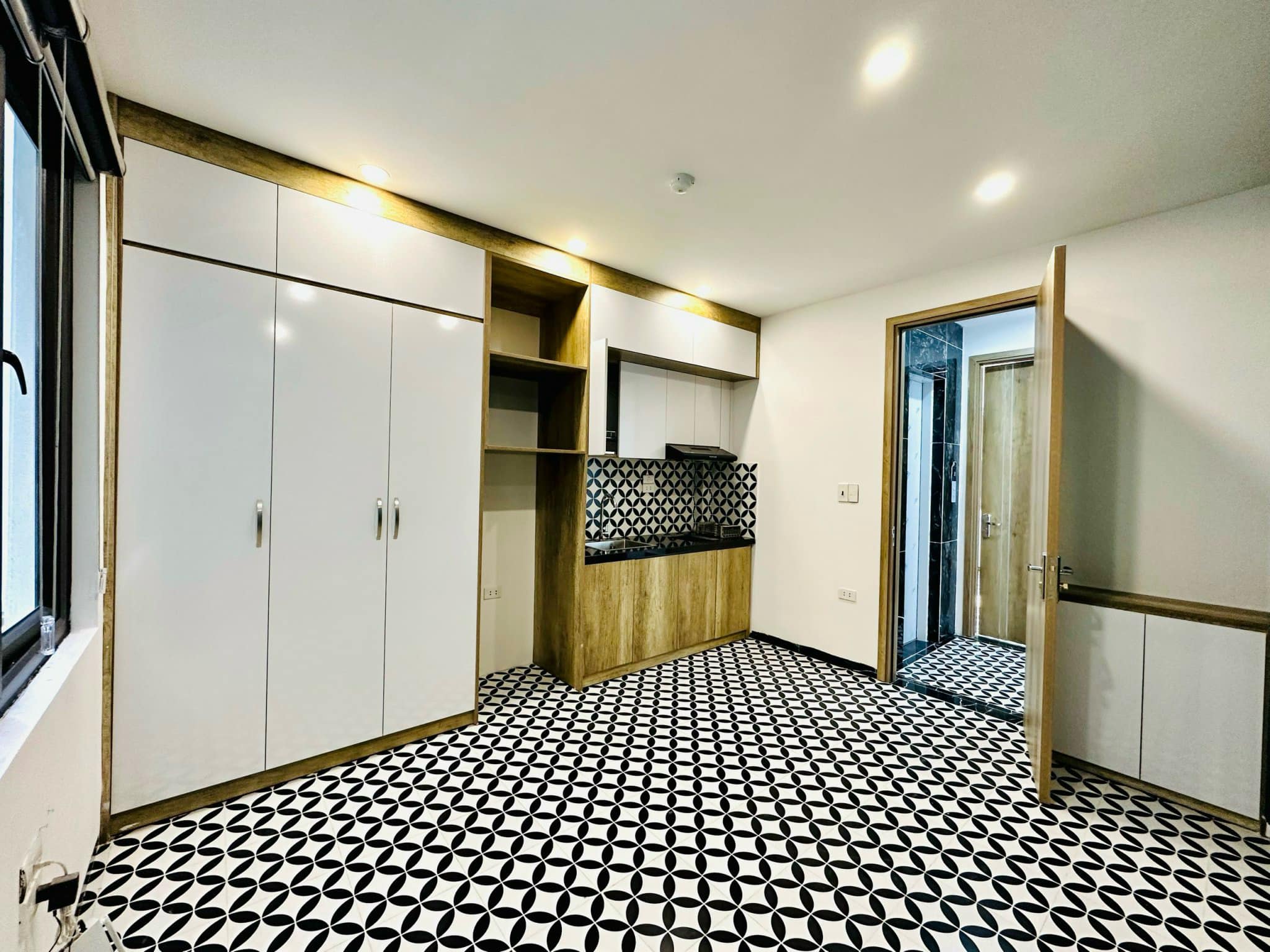 TÒA CCMN PHÚ ĐÔ 7 TẦNG 120M2 22PKK VỊ TRÍ ĐẸP DOANH THU 150TR/THÁNG