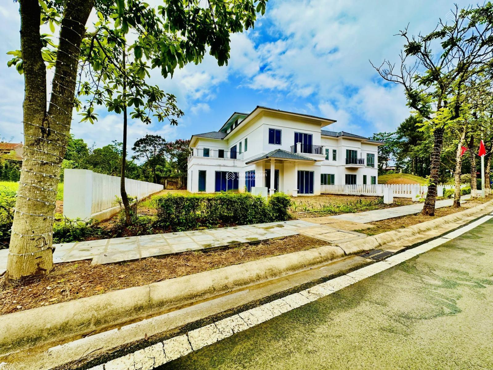 Chính chủ cần tiền bán gấp biệt thự 800m2 Xanh Villas giá siêu chiết khấu 32 tỷ