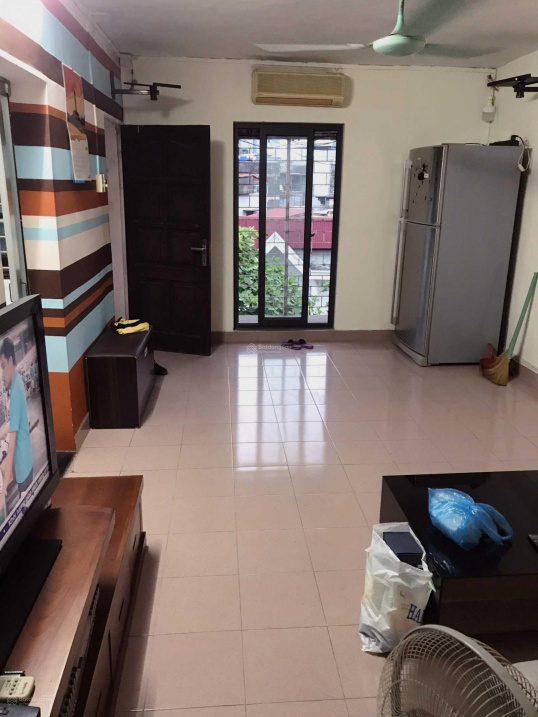 Cho thuê nhà tầng 5, khu tập thể D2 Trung Tự. LH 0843 514 789 Linh