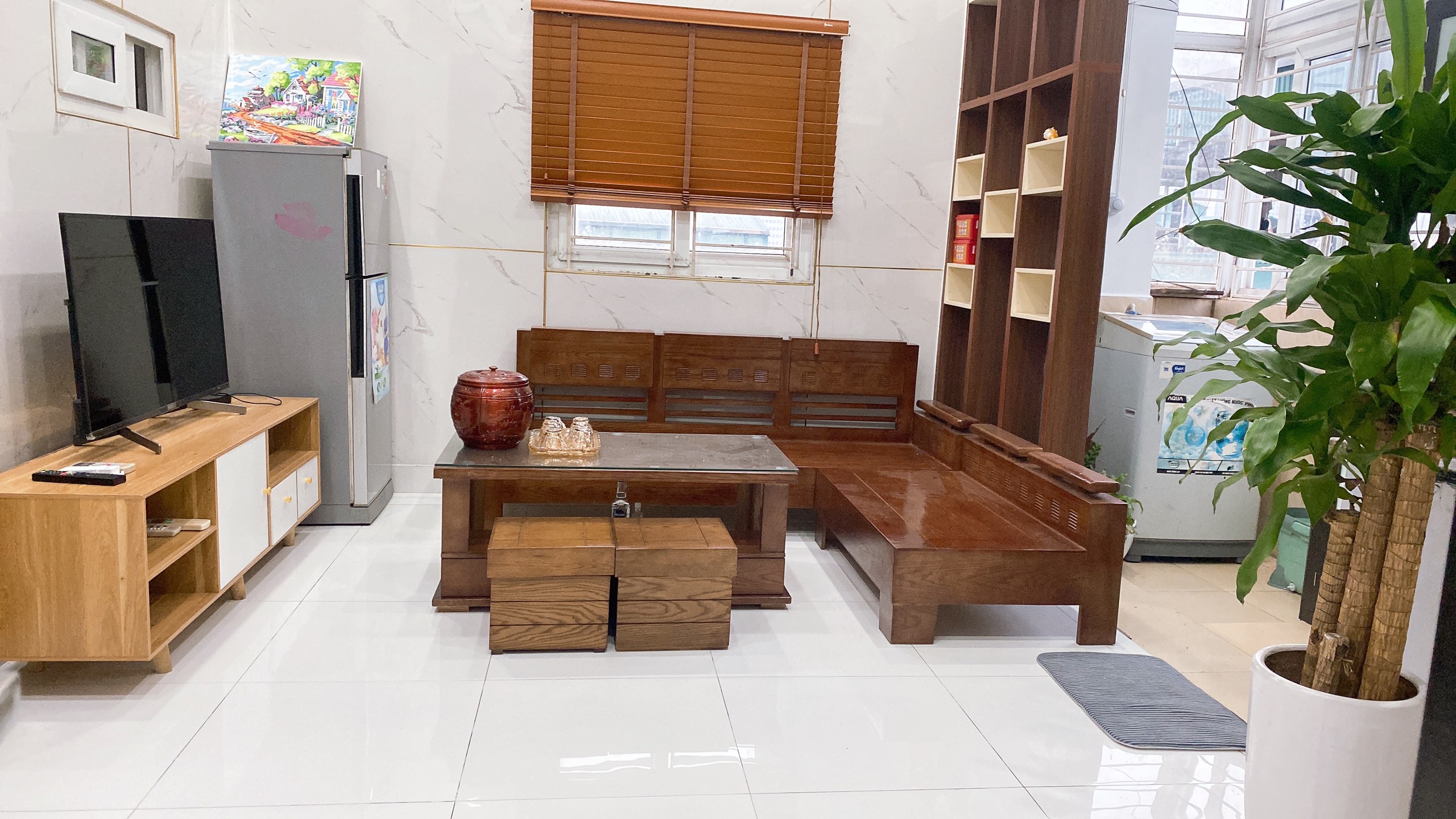 Căn chung cư duy nhất tại Hồ Tùng Mậu- Cầu Giấy 3PN-2VS, Full nội thất, chỉ nhỉnh 2 tỷ