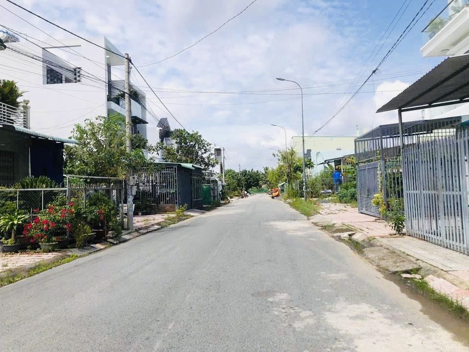 HOT !!!!! CHÍNH CHỦ CẦN BÁN LÔ ĐẤT ĐẤT NỀN KHU DÂN CƯ CHIẾN THẮNG (Số 50 Đường A2)