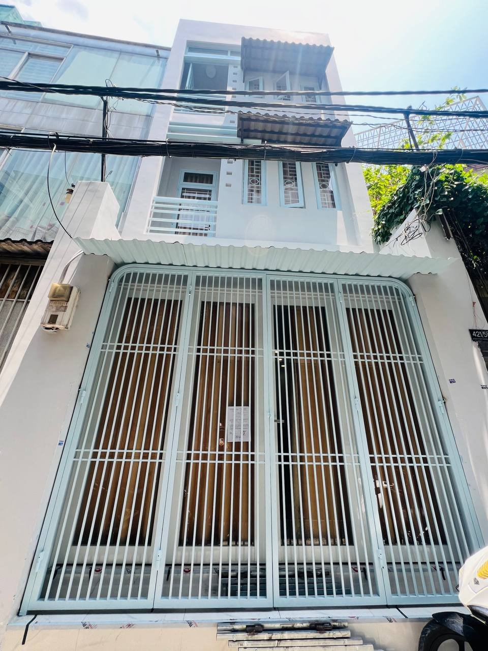 Cho thuê Nhà ở Phan Xích Long ngay Phố Ẩm Thực, 1 trệt 3 lầu, Ngay khu Trung tâm