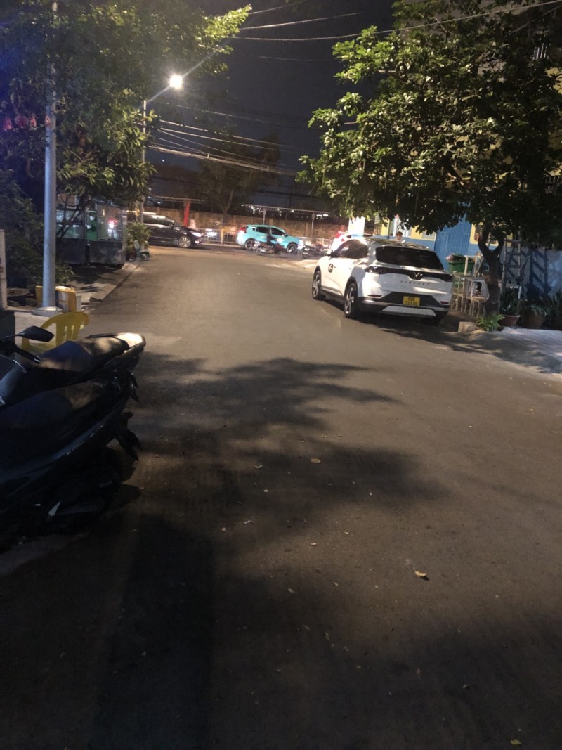 Bán Căn Hộ Dịch Vụ có dòng tiền 45 triệu/ tháng (DT 4m x 20m ) Nguyễn Tất Thành,Q4, Hẻm 10m, Chỉ 15 Tỷ