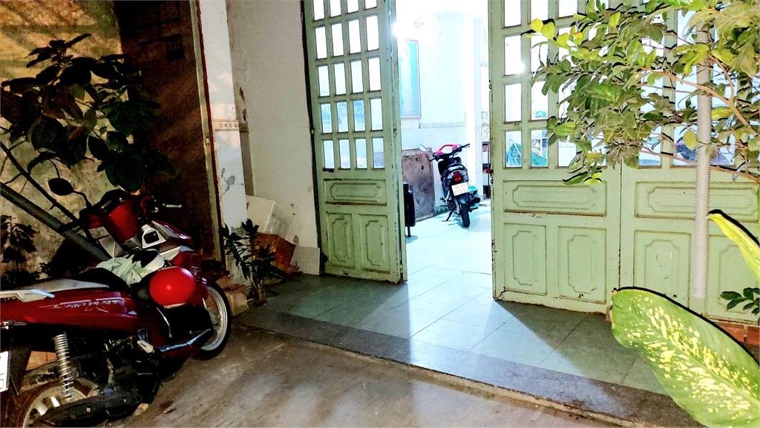 Bán nhà HXT Tân Thới Nhất 06, Tân Thới Nhất, Quận 12, DT 84/100m2 (5.8 x 17.5) x 4 tầng Chỉ 5.3 3tỷ TL