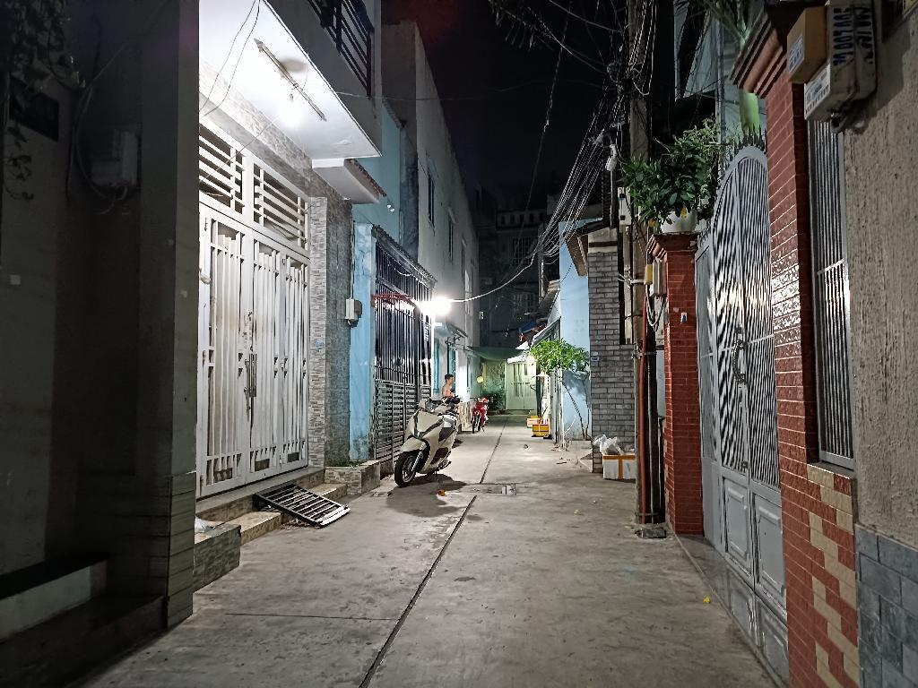 Bán nhà gần MT Phú Thọ Hòa, Tân Phú, 2tầng, 4x12, hẻm 4m, 4.5 tỷ