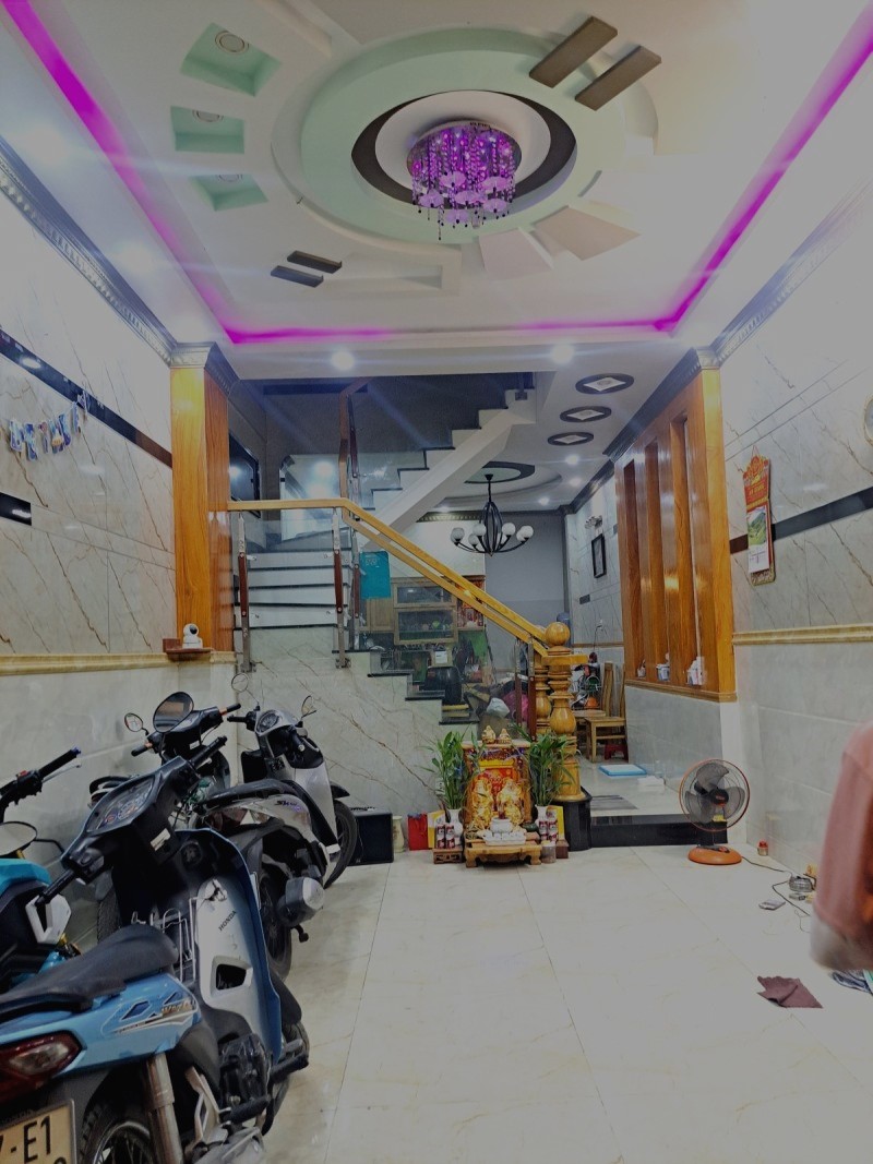 Bán nhà Hương Lộ 2, Bình Tân - 4 tầng bê tông cốt thép - nhỉnh 5 tỷ