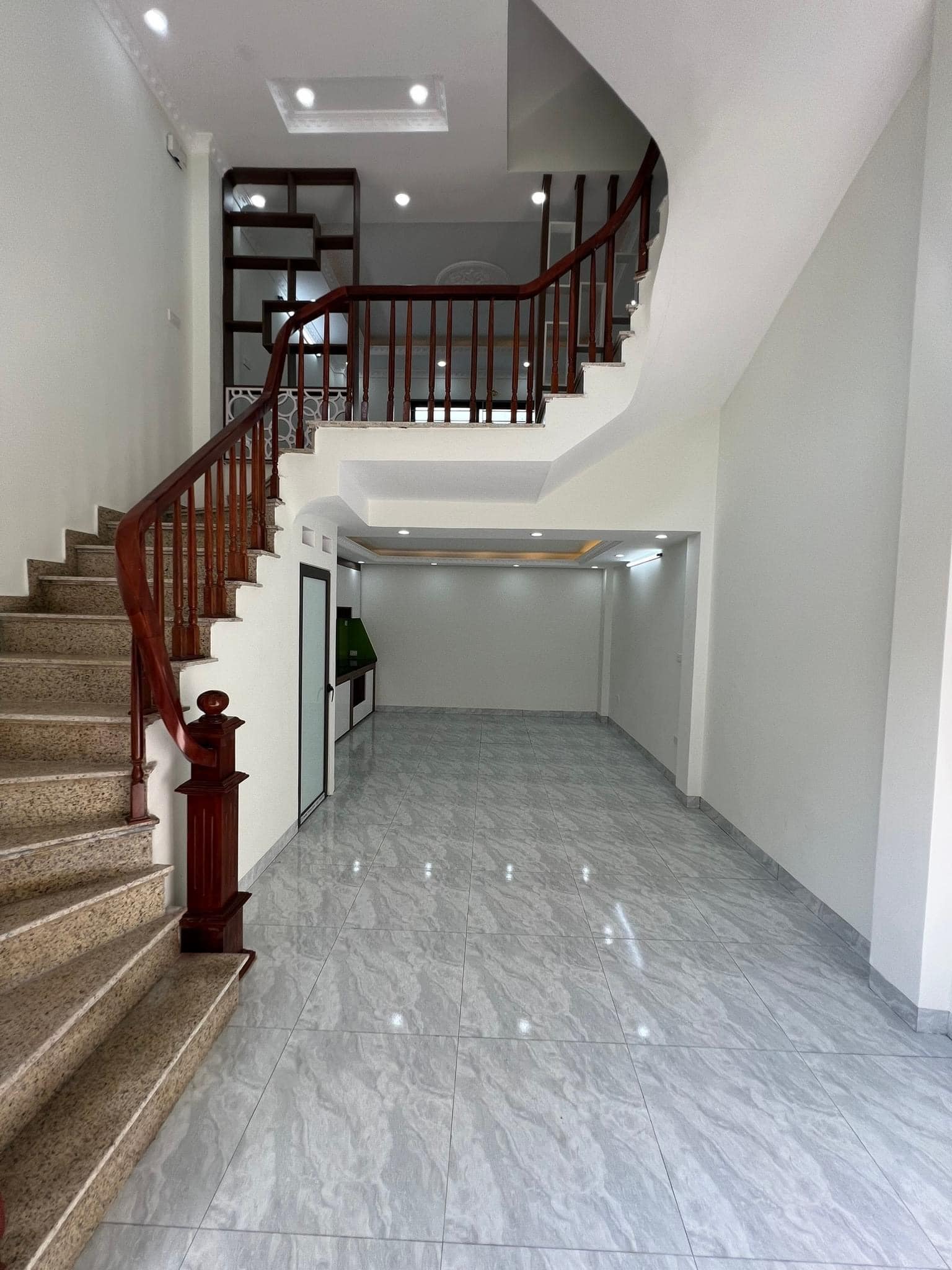  86m2