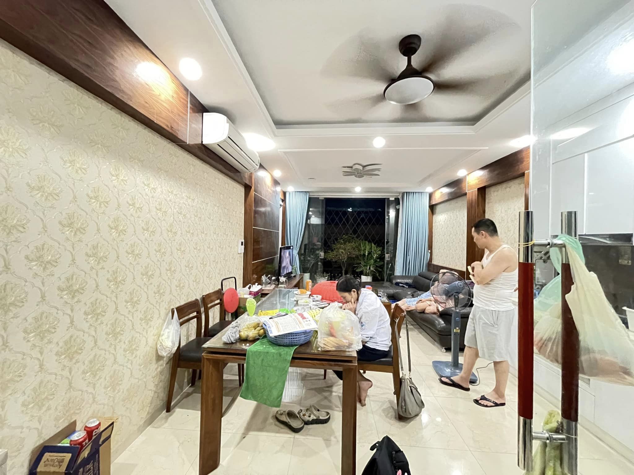 Bán Nhà Phố Trung Kính Quận Cầu Giấy. 46m Xây 7 Tầng Nhỉnh 14 Tỷ. Cam Kết Ảnh Thật Mô Tả Chính Xác. Chủ Thiện Chí Muốn