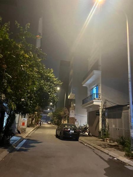 Bán Nhà Phố Lạc Long Quân Quận Tây Hồ. 108m Mặt Tiền 6m Nhỉnh 34 Tỷ. Cam Kết Ảnh Thật Mô Tả Chính Xác. Chủ Cần Thanh