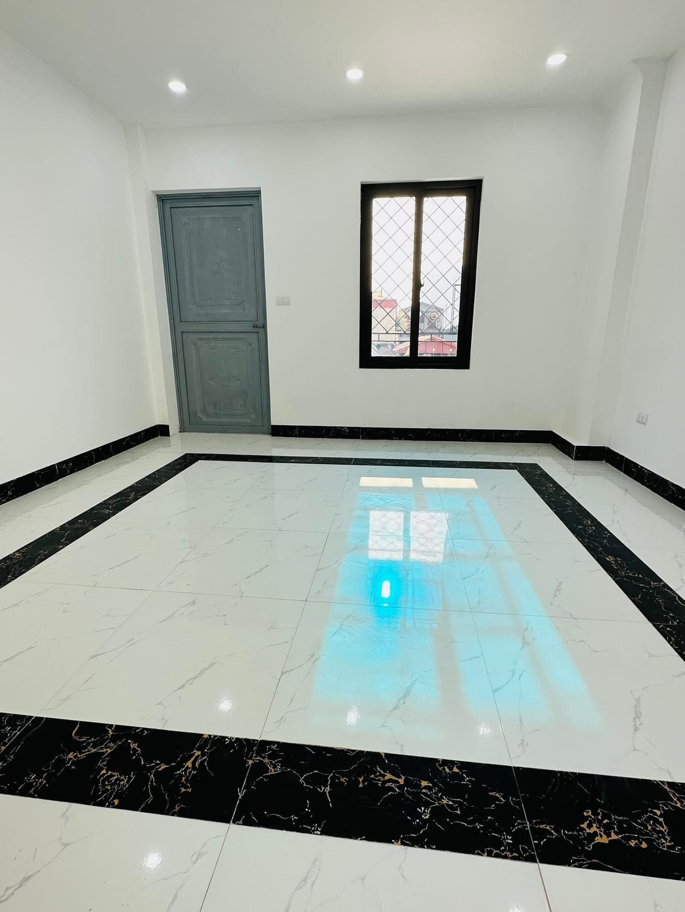 BÁN NHÀ MẶT NGÕ 874 MINH KHAI, QUẬN HAI BÀ TRƯNG, DIỆN TÍCH 60M, MẶT TIỀN 4,5M, 5 TẦNG, GIÁ CHỈ 12 TỶ.