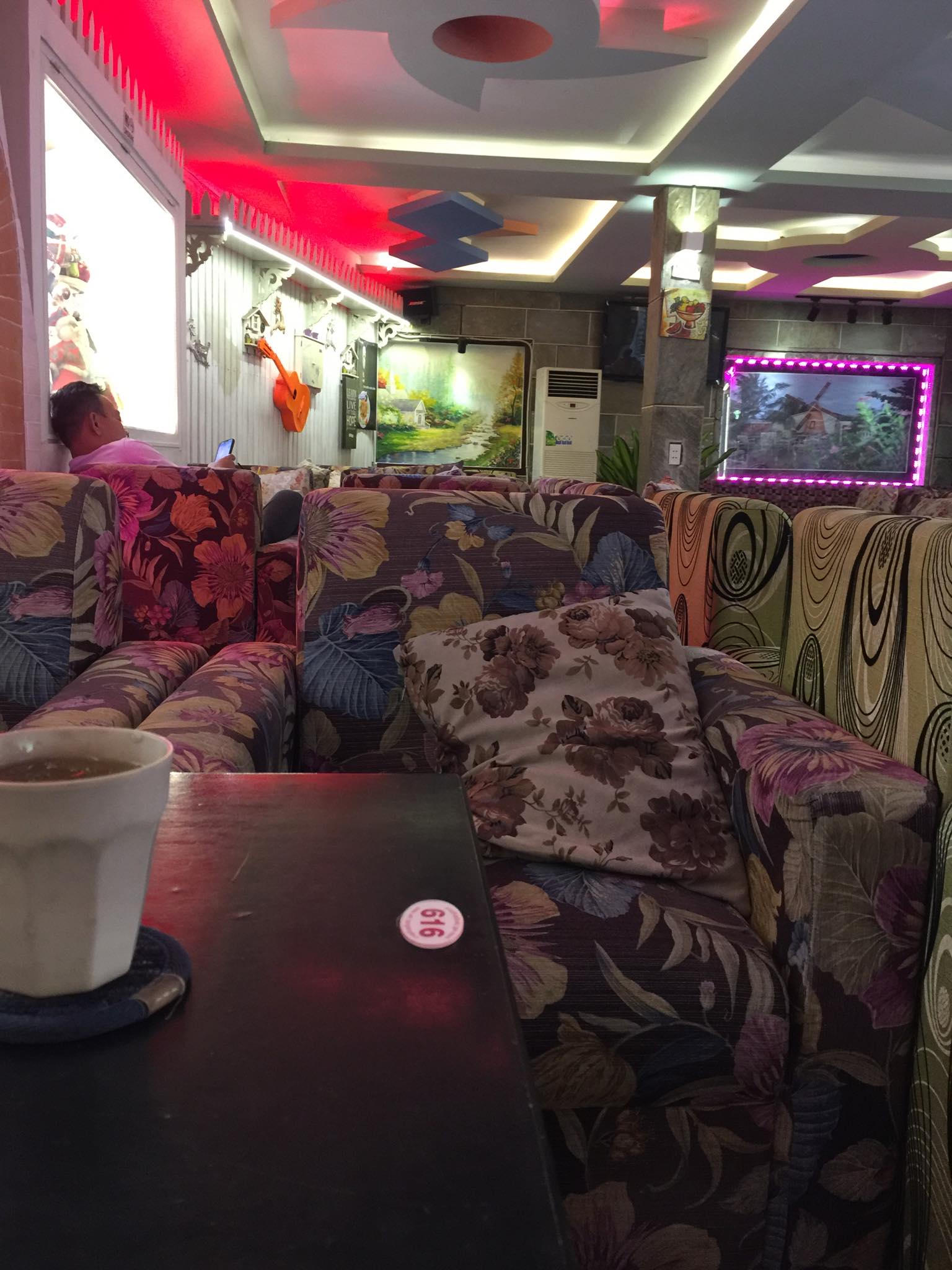 Bán gấp nhà 6.5x20m 3 lầu mặt tiền đường Bàu Cát quận Tân Bình chỉ 22 tỷ