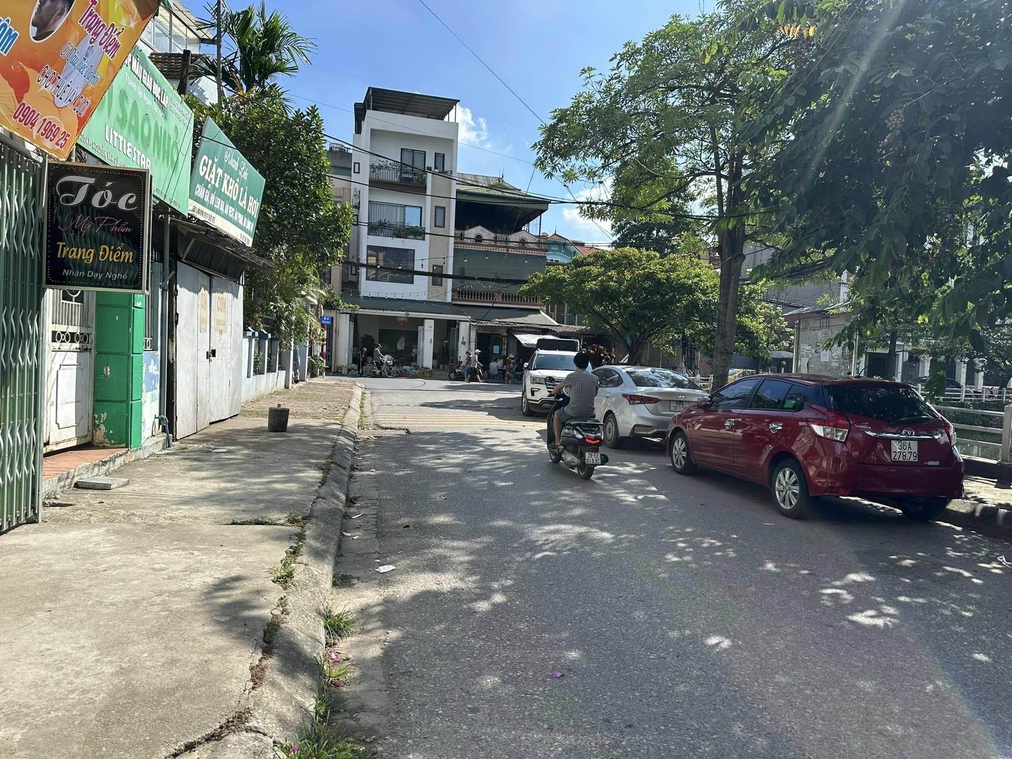 Bán đất Nguyễn Văn Cừ. 100m2 * mt 5m * 16,5 tỷ. ô tô tránh, kinh doanh