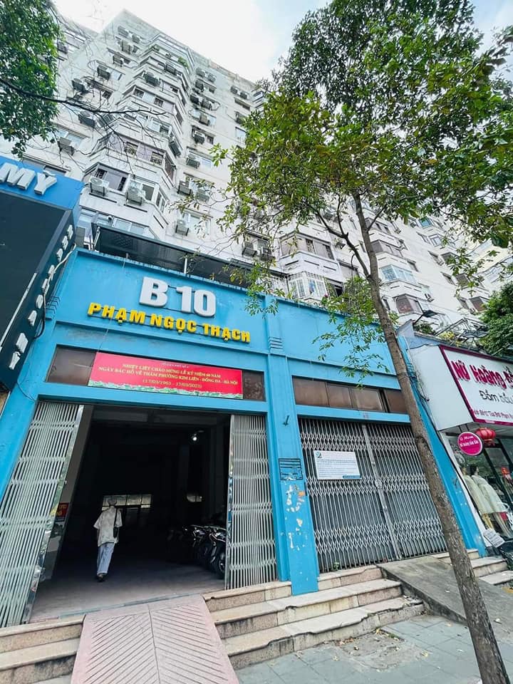 Chính chủ cần bán căn hộ tầng 4, chung cư B10 mặt đường Phạm Ngọc Thạch