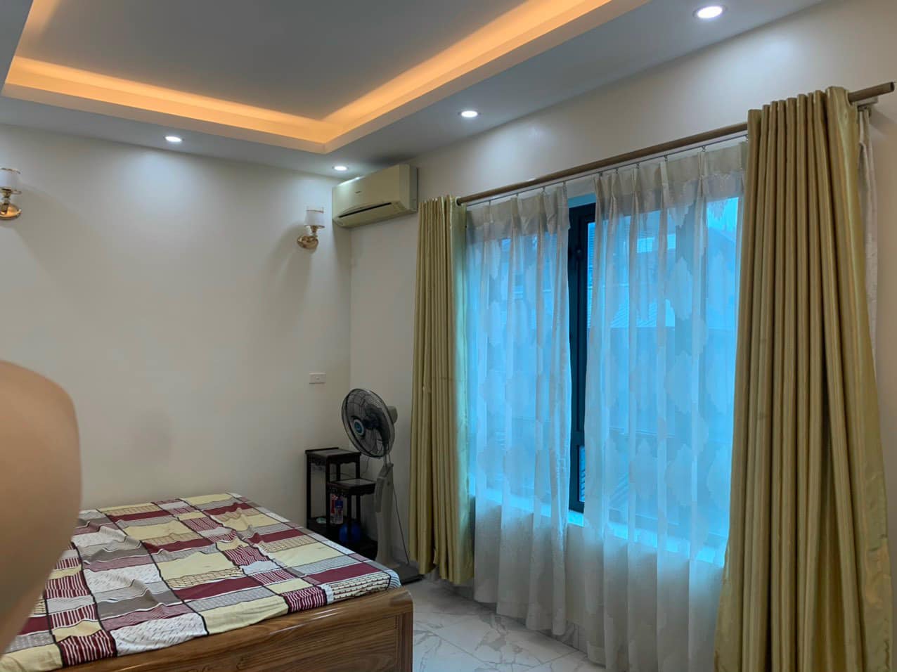(MẶT NGÕ) Bán nhà mặt ngõ 29 Dịch Vọng 50mx4,5T 5PN ngõ thông KINH DOANH 30m ra phố 5.9 ty Cầu Giấy 0969040000