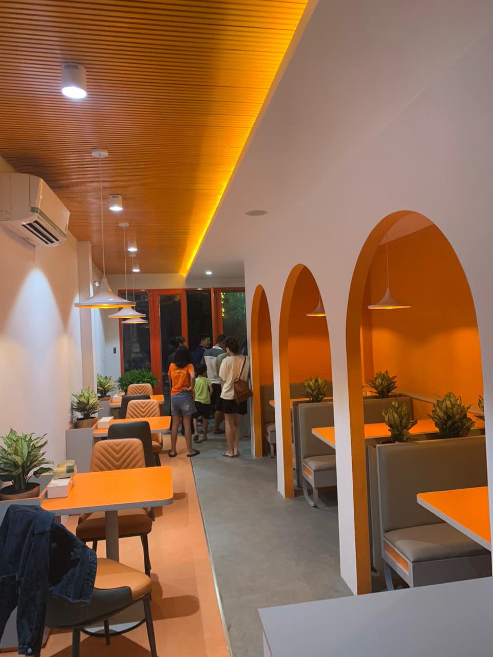 Bán nhà MP Trường Chinh 55m2 x 5T, Lô góc 3 mặt, vỉa hè kinh doanh, giá 21.7 tỷ 0969693855