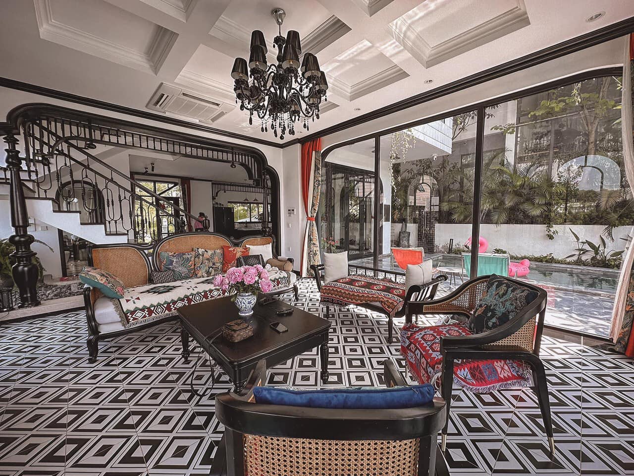 BT Hồ Tây Quảng An 230M2 Mặt Tiền 12M 4 Tầng Sân Vườn Lô Góc 103 Tỷ