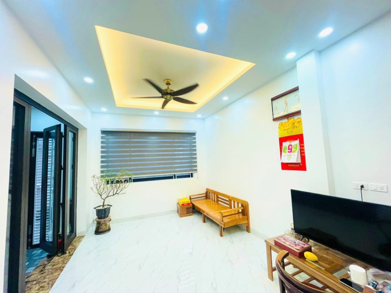 Hai thoáng, Thông tứ tung, Đẹp ở ngay bán nhà Hào Nam-0946383428